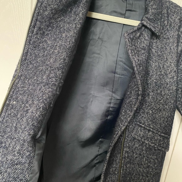 Wool Coat - Picture 9 of 10